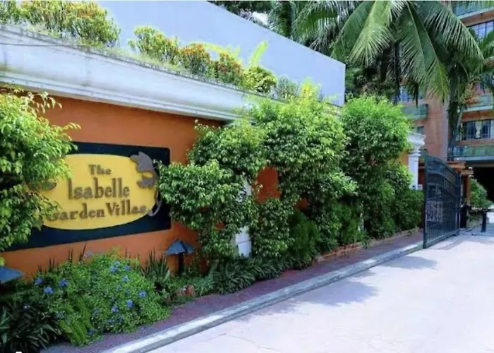 Modern Brand New Near Naia Airport Apartamento Manila
